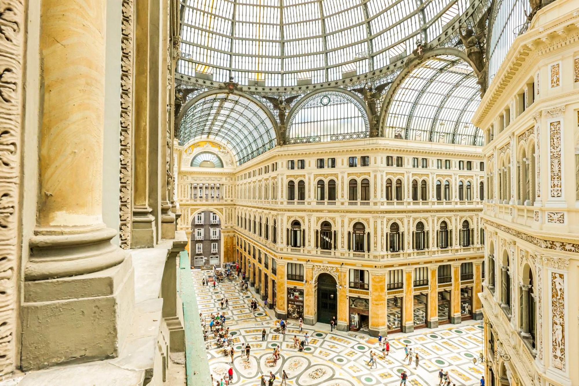 Maison San Carlo Luxury Suites نابولي المظهر الخارجي الصورة
