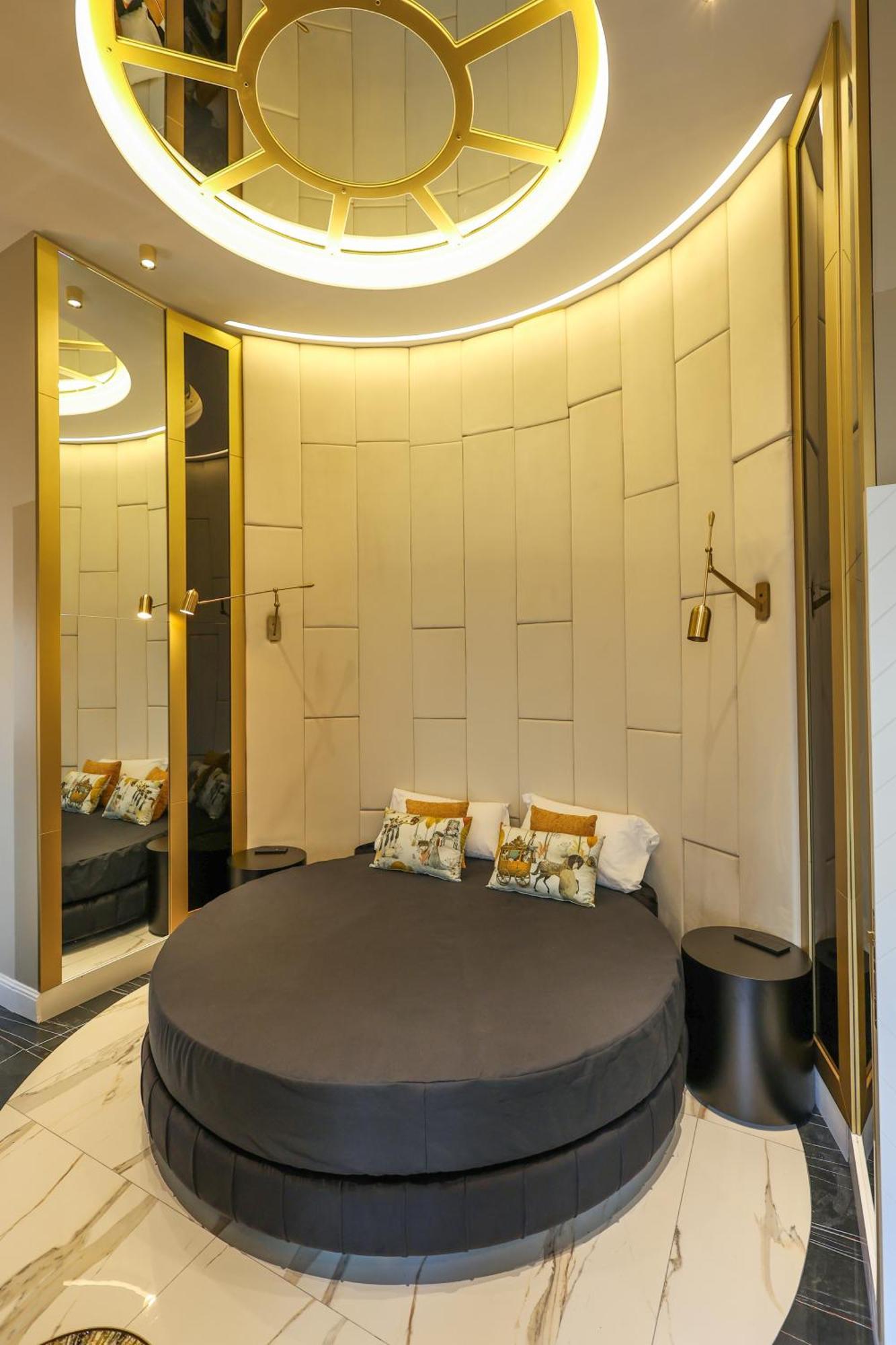 Maison San Carlo Luxury Suites نابولي المظهر الخارجي الصورة
