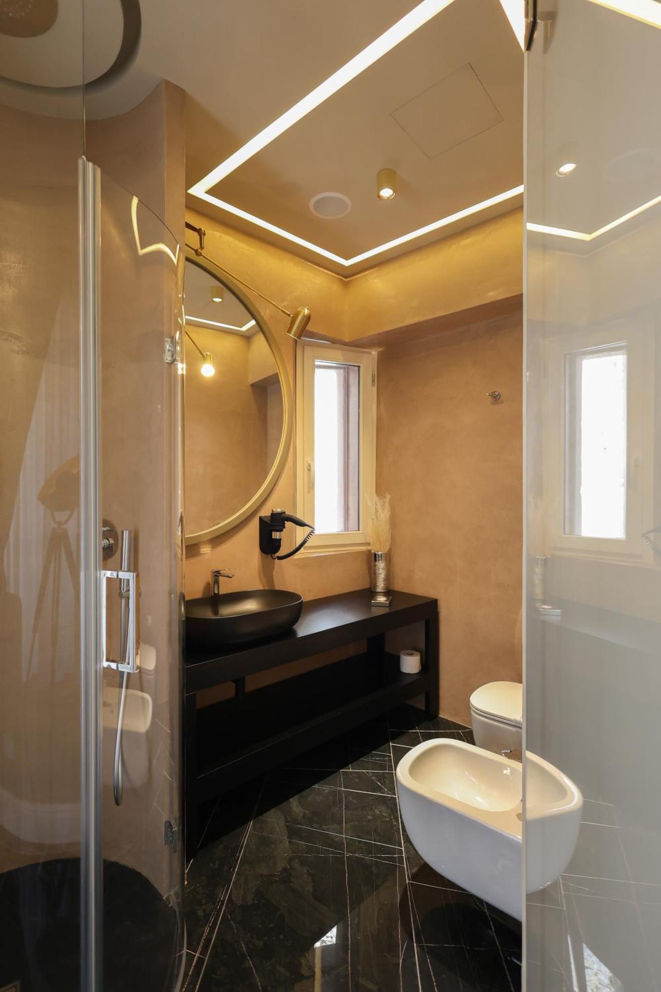 Maison San Carlo Luxury Suites نابولي المظهر الخارجي الصورة