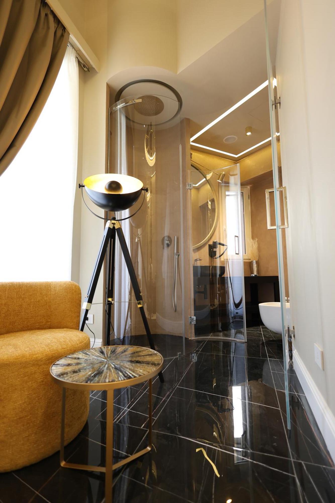 Maison San Carlo Luxury Suites نابولي المظهر الخارجي الصورة